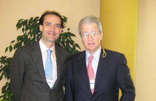 El Dr. Ribera con el Dr Miguel Cabanela, Jefe de Servicio de la Mayo Clinic y Cirujano de su Majestad Don Juan Carlos I.
